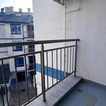 Apartamento двустаен с морска панорама в Blue Bay Palace